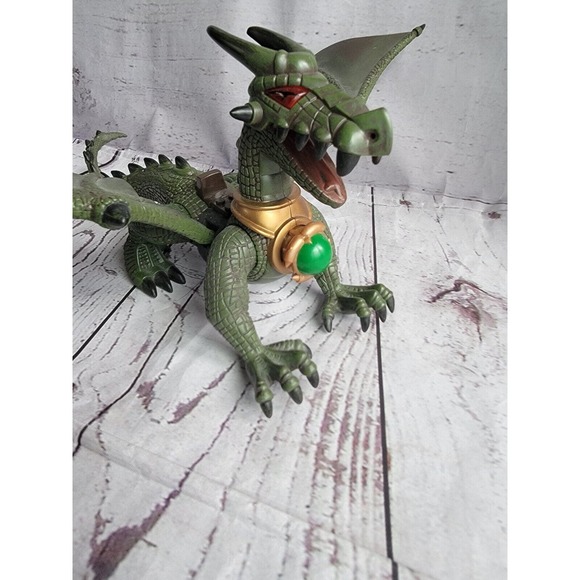 Mega Bloks Dragons Krystal Wars Green Dragon Figure Includes Krystal - Picture 3 of 6